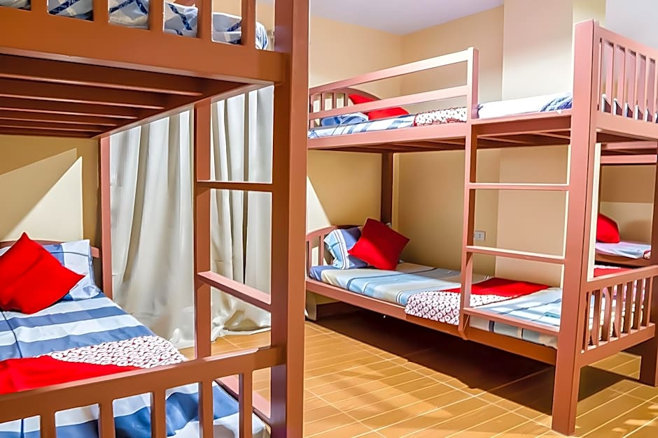 RedDoorz @ La Briana Guest House Bantayan Cebu