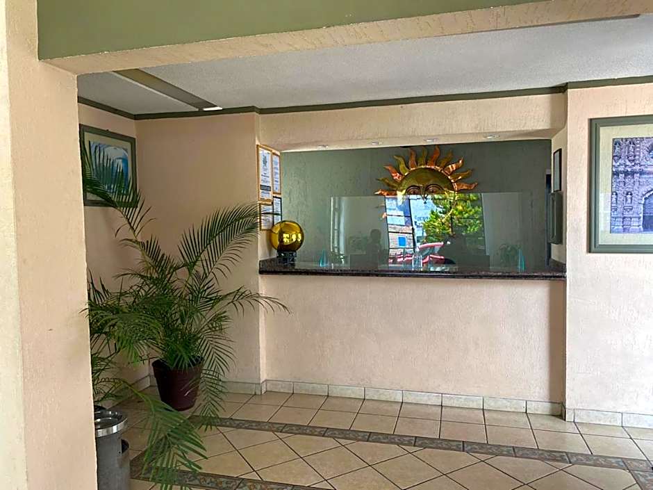 Hotel Zacatecas Courts