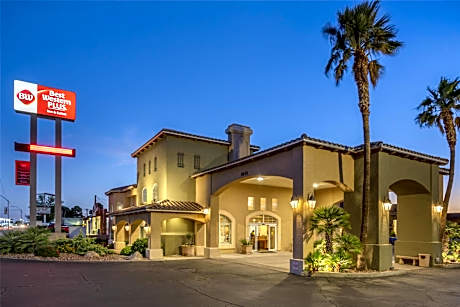 Best Western Plus A Wayfarer's Inn & Suites