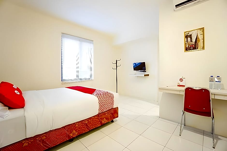 Super OYO 1838 COZY Home