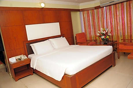 Deluxe Double Room (10% of on Food)