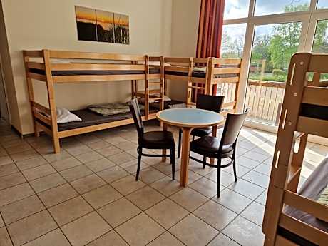 Mixed Dormitory Room