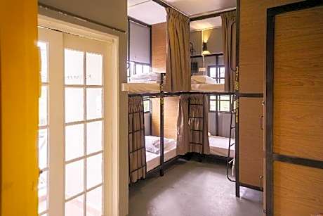 6-Bed Dormitory Room