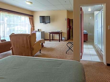 Superior Double Room with Two Double Beds
