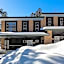 Phoenix Chalets by HHG