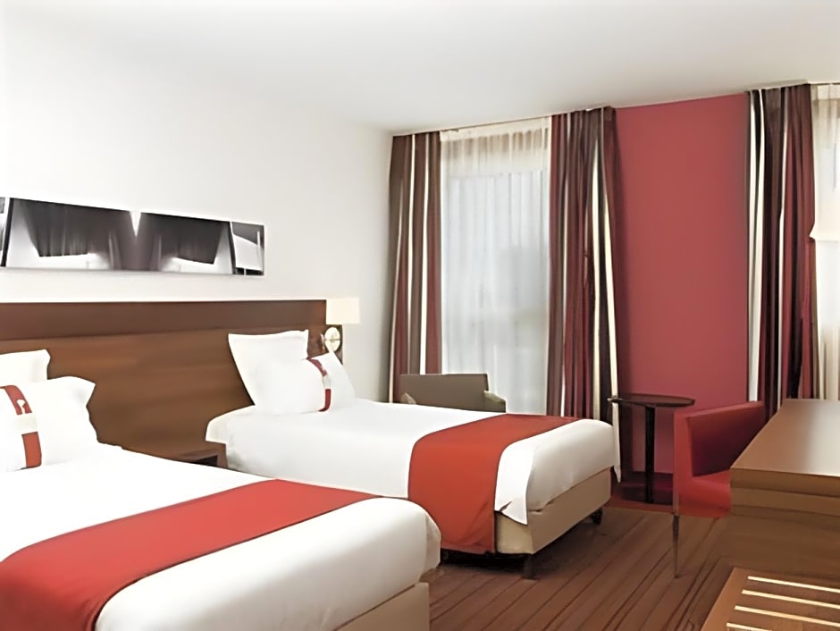 Photo 1 of 1 of Business 2 Twin Beds