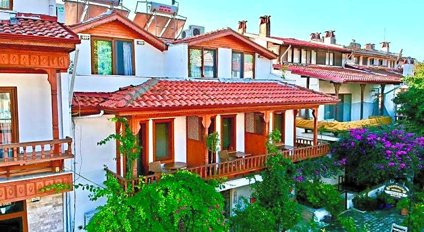 MANDALİN AKYAKA