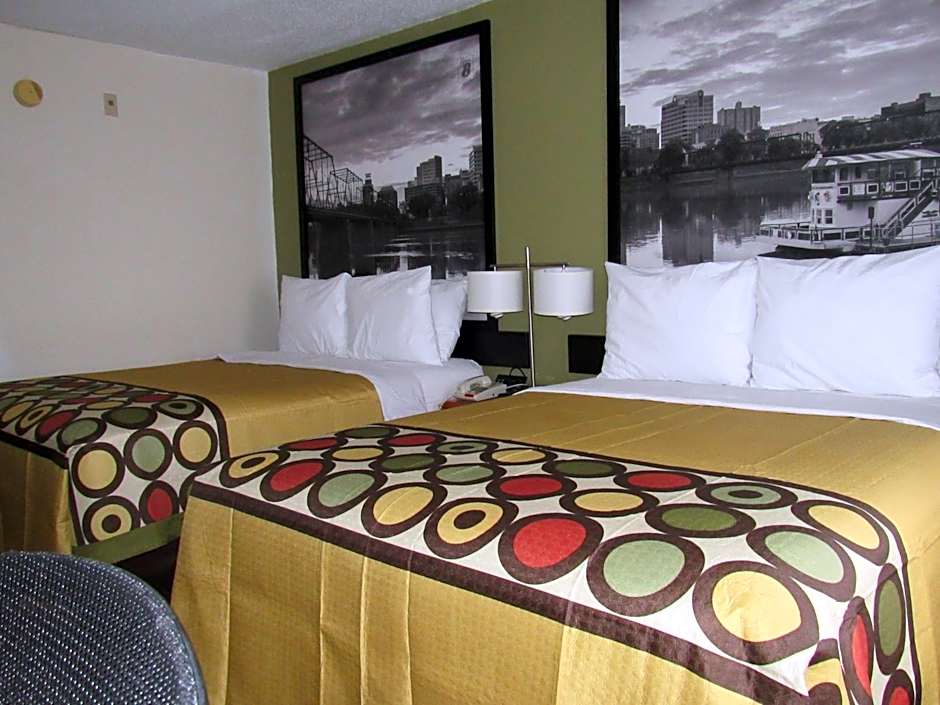 Super 8 by Wyndham New Cumberland