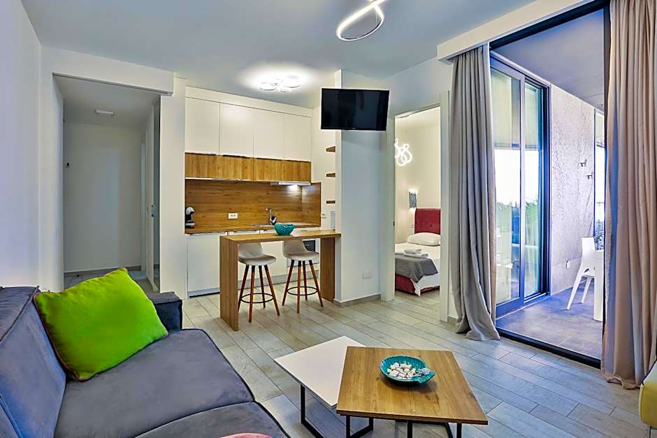 Royal Gardens Paradise