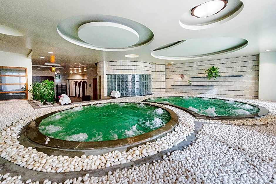 Pearl River Hotel & Apartment