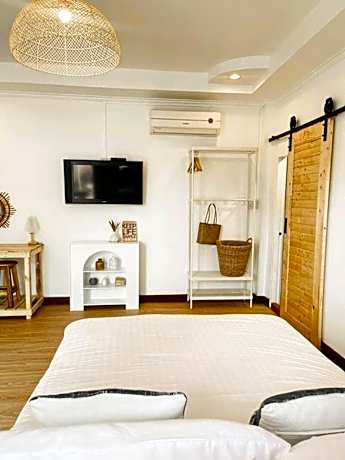 Wilailak Bungalows @ Koh Si Chang