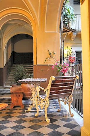 Cortile Stesicoro