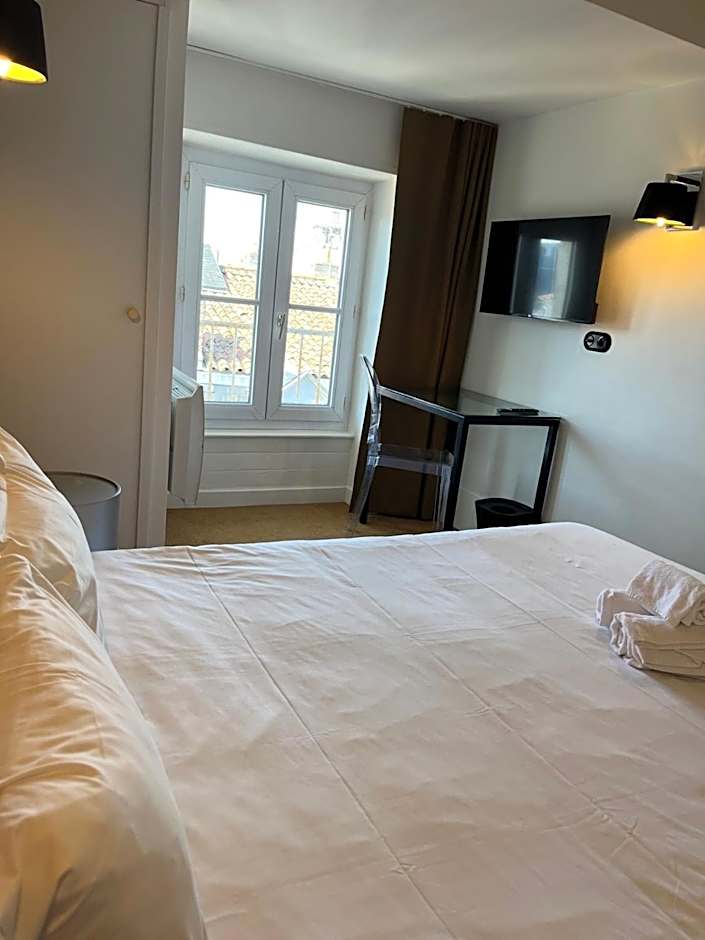 Hôtel Henri IV