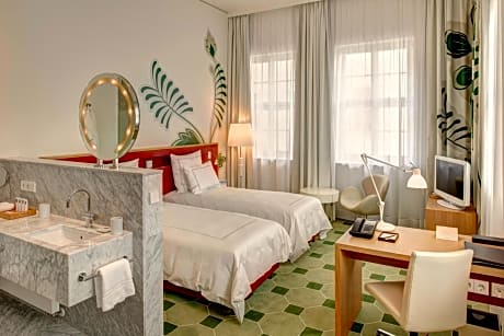 Comfort Room