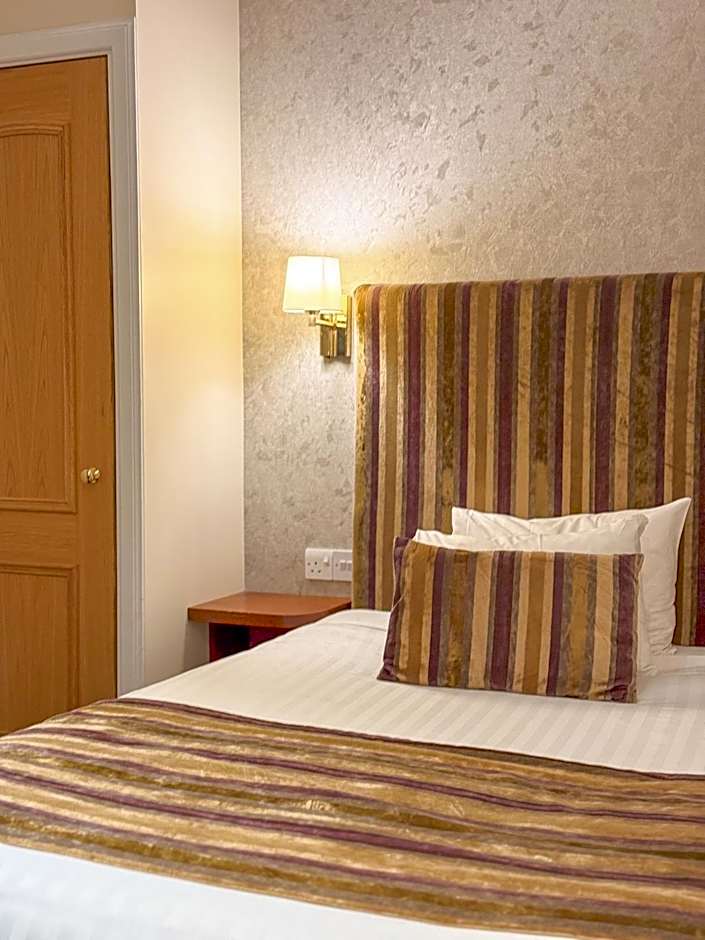 Aberdeen Douglas Hotel