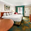 La Quinta Inn & Suites by Wyndham Albuquerque Northeast