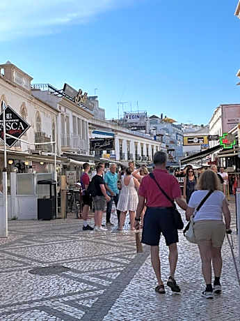 PEDRO SAMORA - Alojamientos en ALBUFEIRA