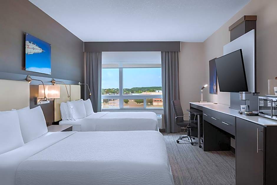 Holiday Inn Express & Suites Cold Lake By IHG