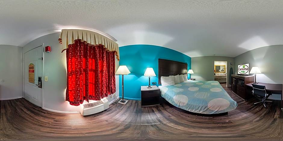 Photo 1 of 6 of 1 King Bed, Nonsmoking