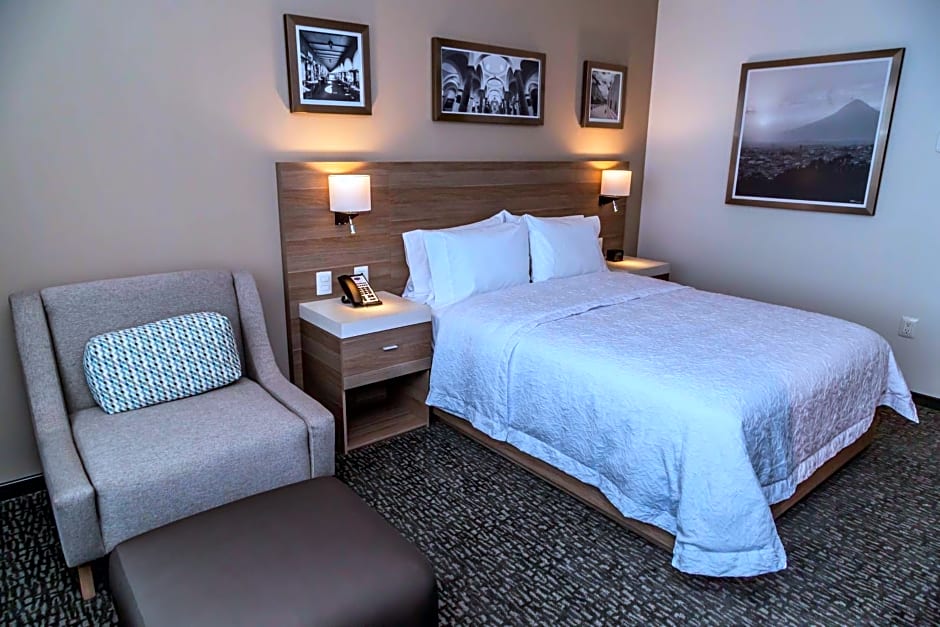 Hampton Inn & Suites By Hilton Puebla