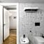Q71 TIMELESS SUITES