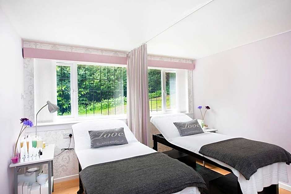 Southcrest Manor Hotel; BW Signature Collection