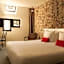 9Hotel Central