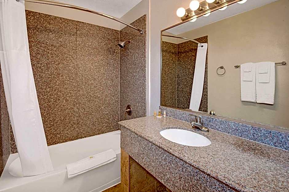 Days Inn by Wyndham Albuquerque Downtown