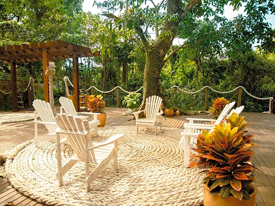 Ilha do Mel Lodges