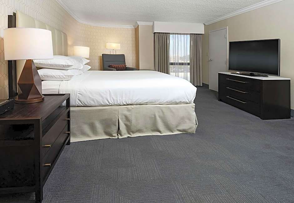 Hilton Greenville