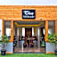 Yashshree Sanderling Mall Road