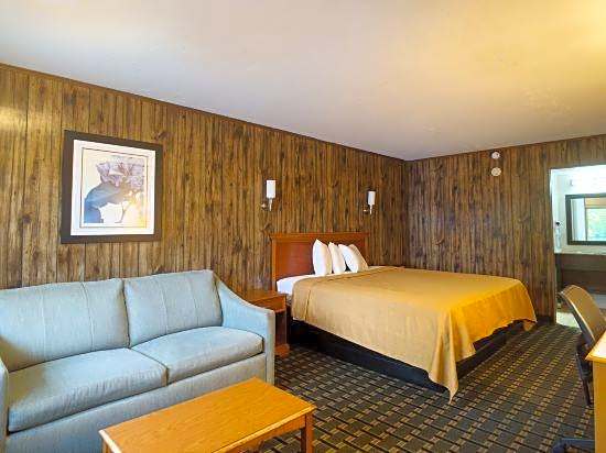 Tennessee Mountain Lodge Riverside by OYO