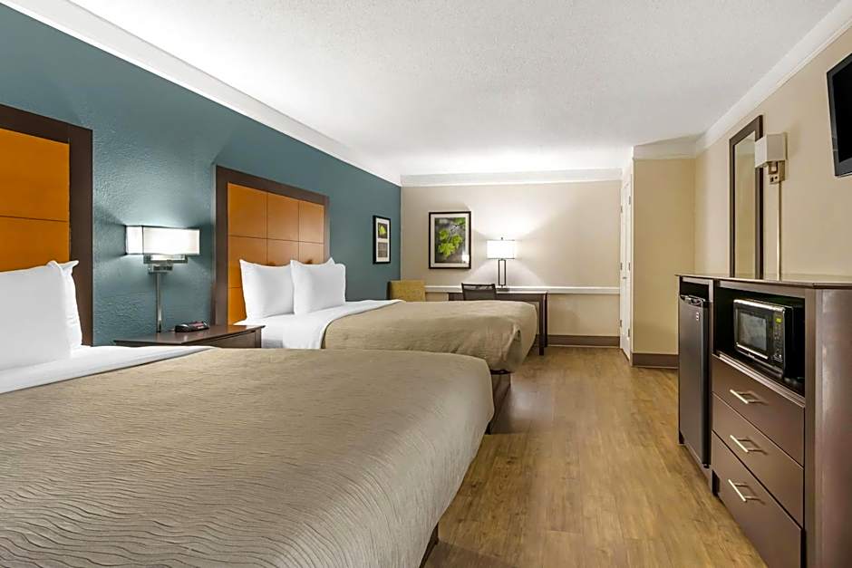 Quality Inn & Suites North Charleston - Ashley Phosphate