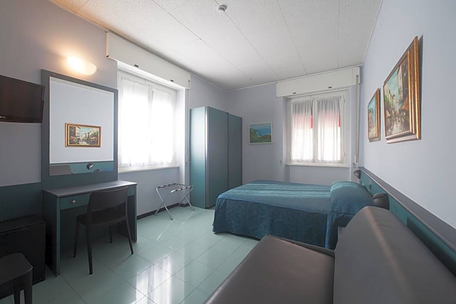 Hotel Tirreno