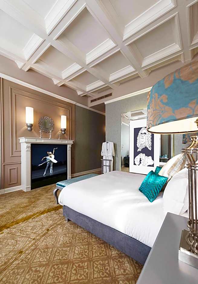 Aria Hotel Budapest by Library Hotel Collection