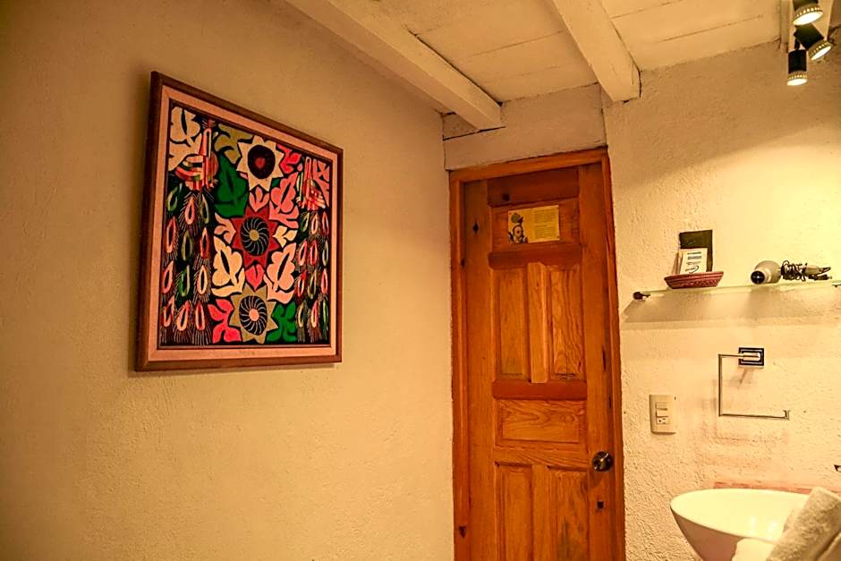 Petit Mesón (Pet Friendly Hotel)