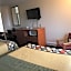 Heartland Hotel & Suites