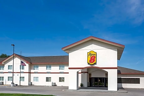 Super 8 by Wyndham Alma