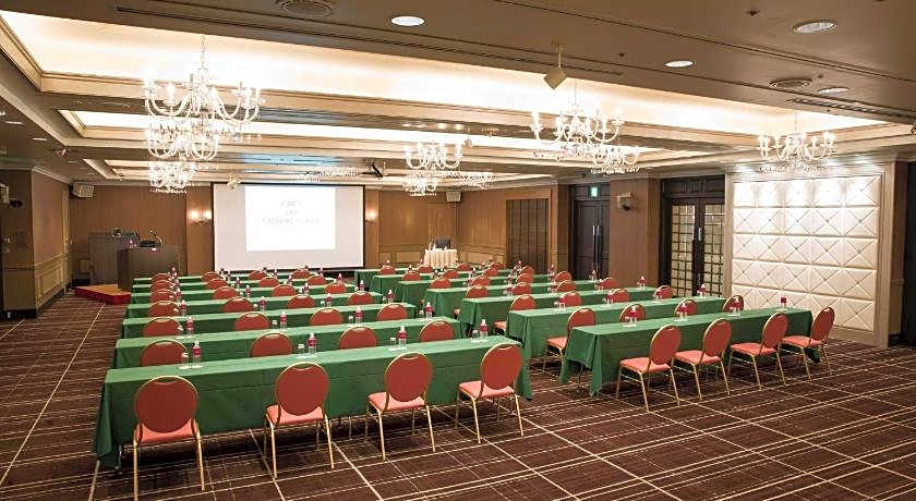 ANA Crowne Plaza Toyama By IHG