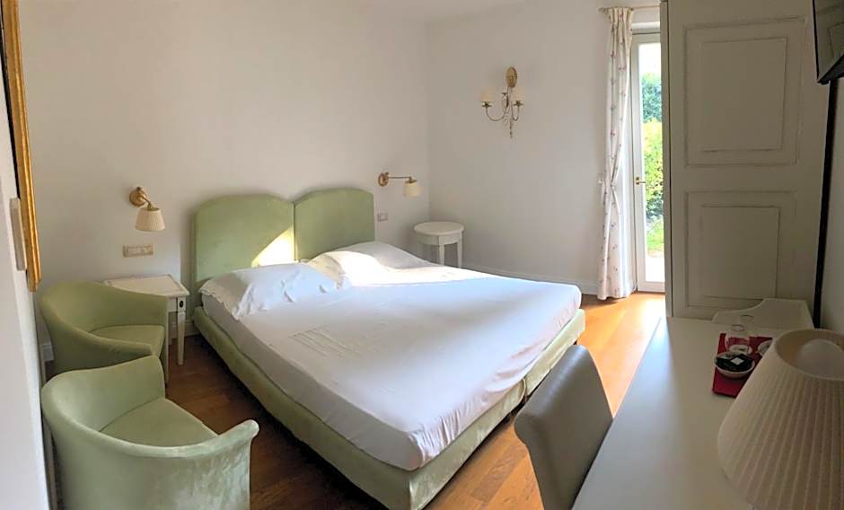 Poggio Radicati Hotel De Charme