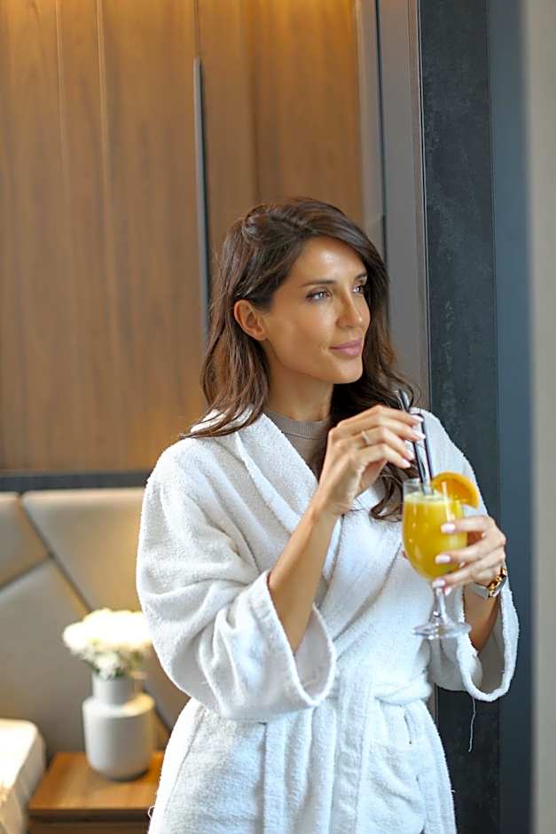 Lumière Hotel Pool & SPA