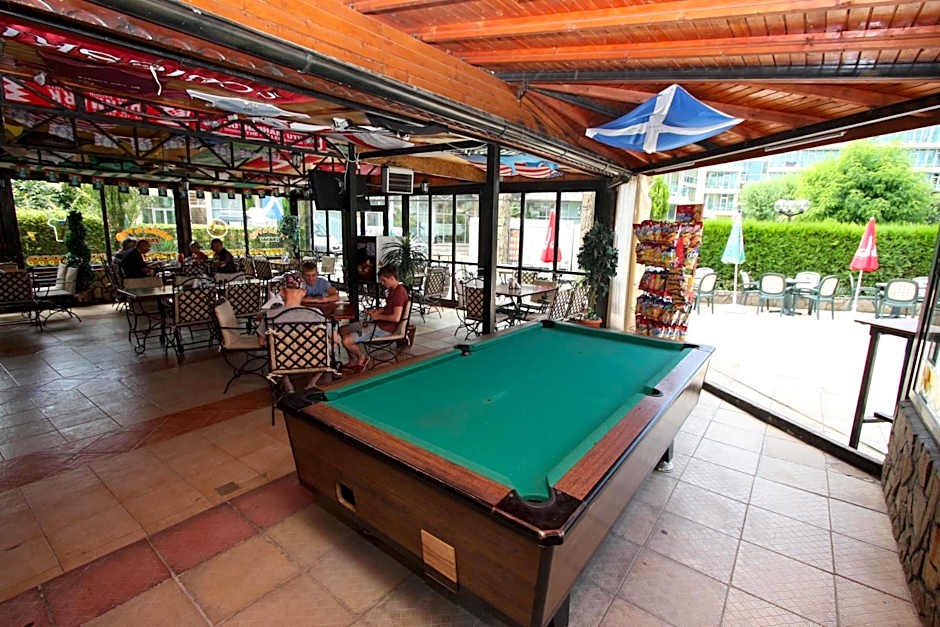 Friends Family Hotel