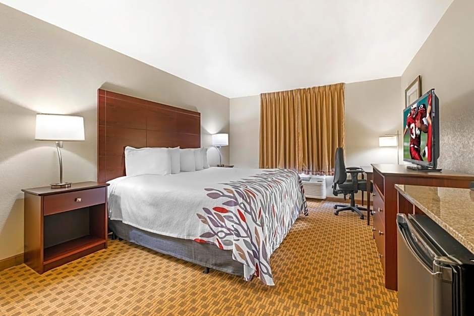 Red Roof Inn Charlestown