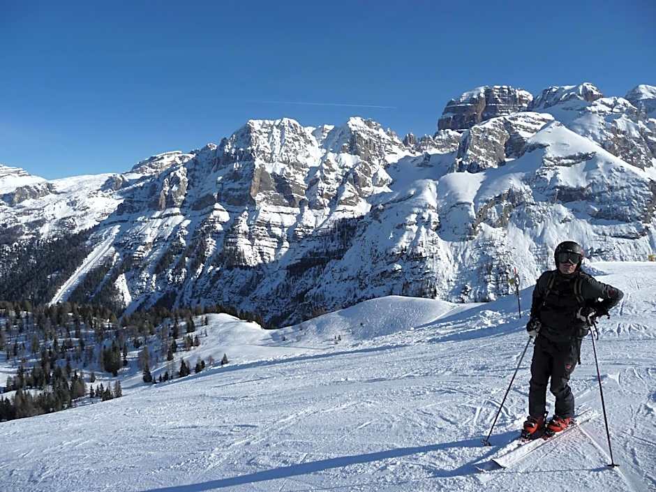 Hotel Lory - Molveno - Dolomiti
