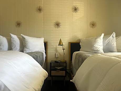 Deluxe Double Room with Bath