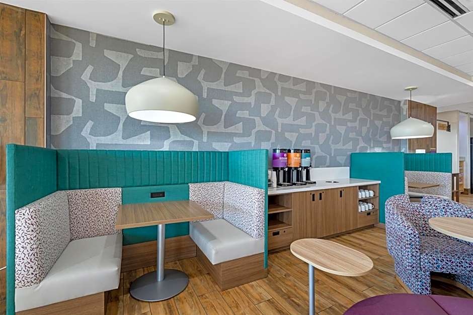 Home2 Suites By Hilton Dallas Desoto