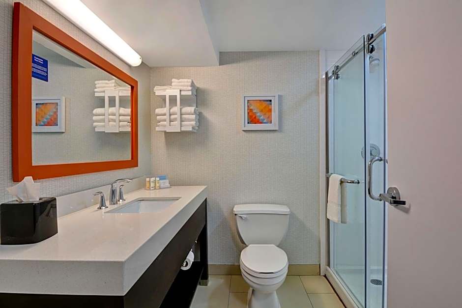 Hampton Inn By Hilton Greenwood