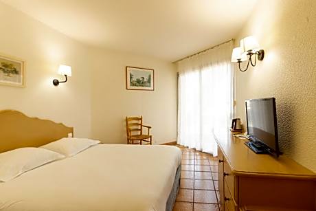 Standard Double Room with Private Patio