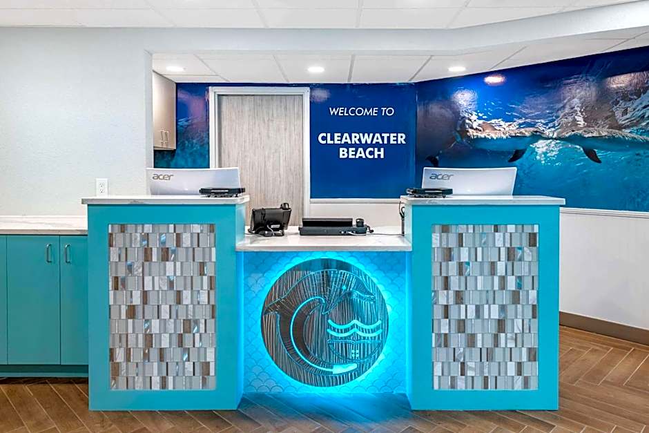 Winter the Dolphin's Beach Club, Ascend Hotel Collection