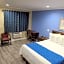 Travelodge by Wyndham Clearlake